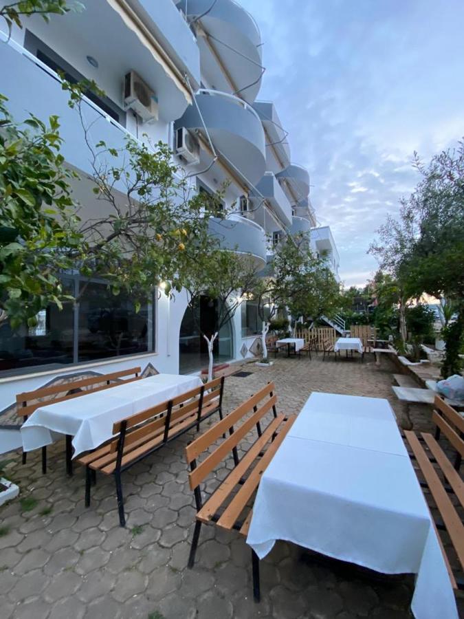 B&B Ksamil Exterior foto